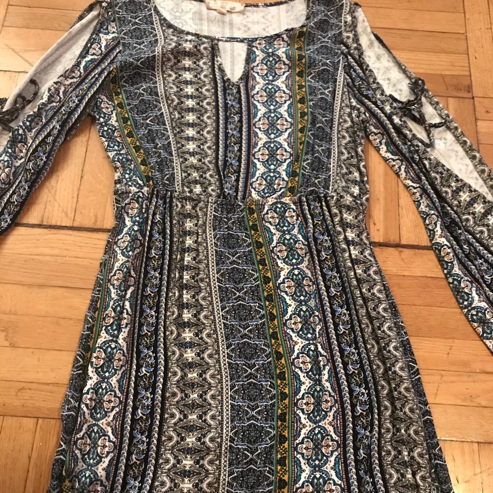 slim fit dress